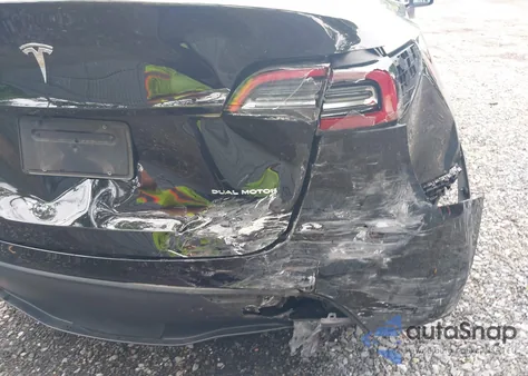 2023 Tesla Model Y Awd/Long Range Dual Motor All-Wheel Drive from USA, damaged, VIN 7SAYGAEE6PF915183